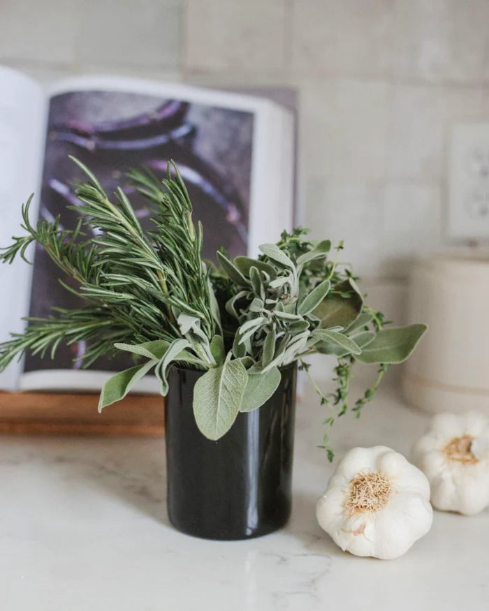 Linnea Crushed Mint Large 2-wick Candle