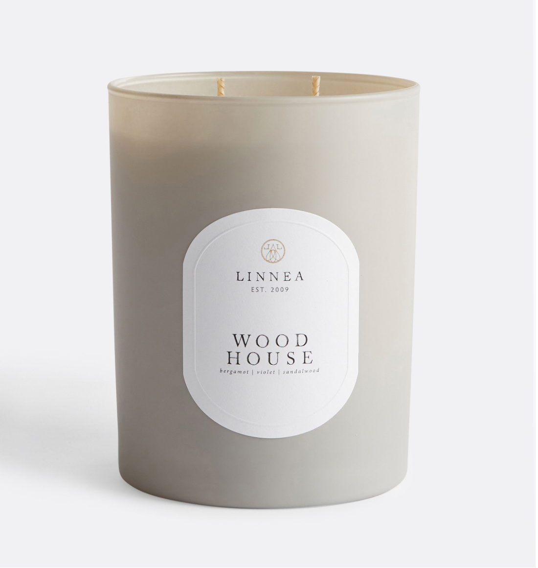 Linnea Wood House Large 2-wick Candle