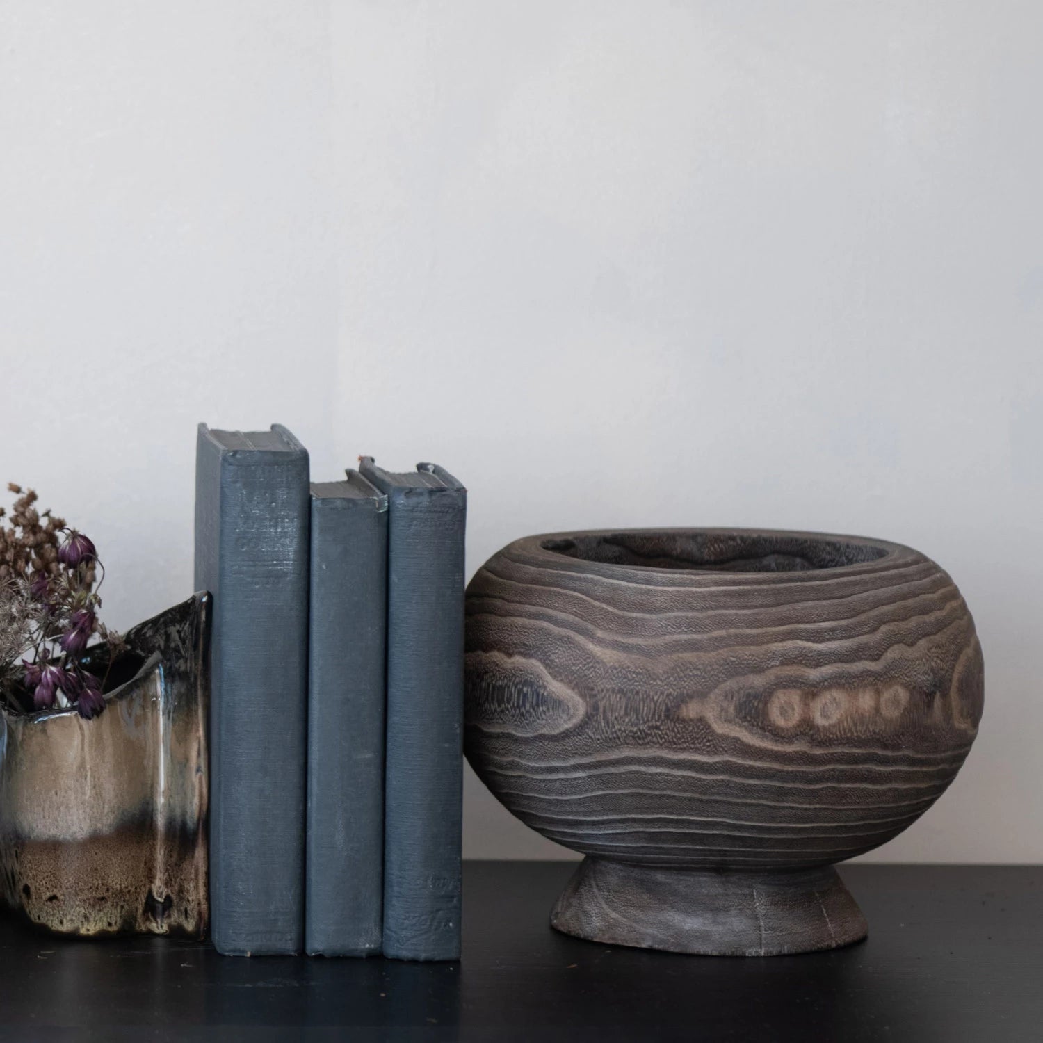 Wooden Pedestal Planter - 8" Pot