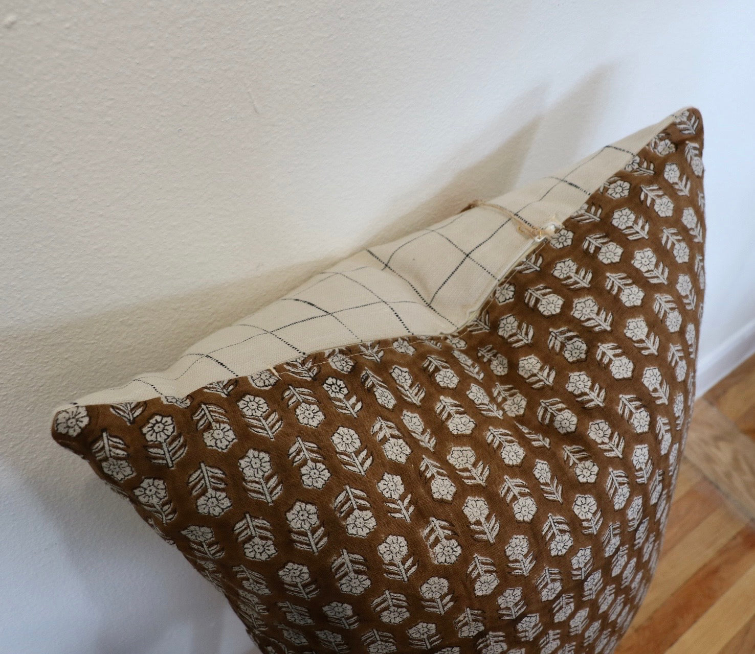 Brown Print | Square