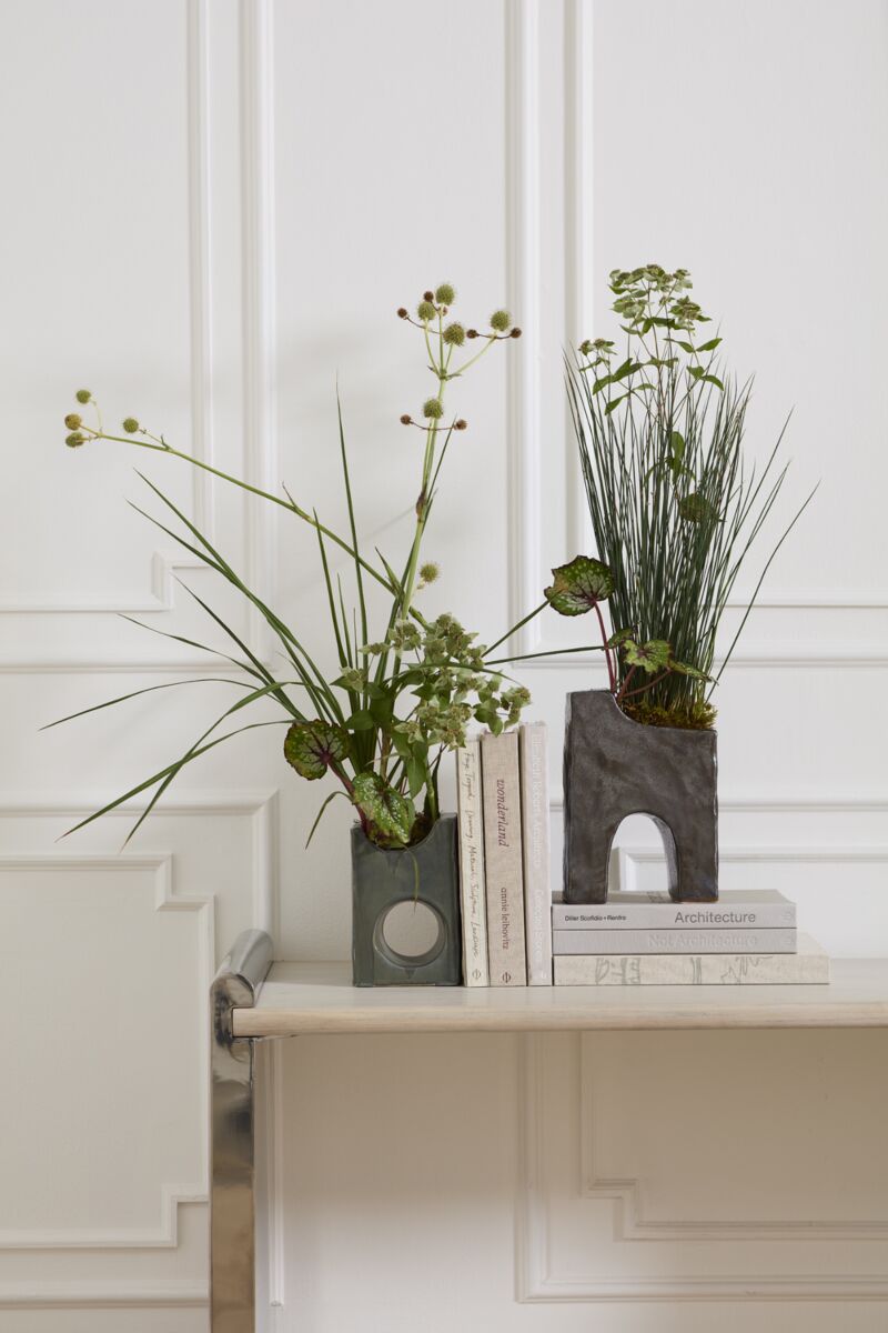 Nicasio Bookend Set